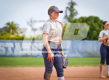 Thumbnail 1 in Dobson vs Sahuaro photogallery.