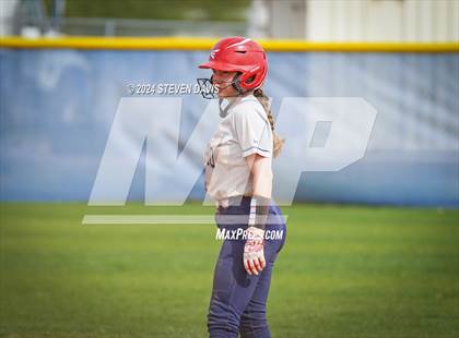 Thumbnail 2 in Dobson vs Sahuaro photogallery.
