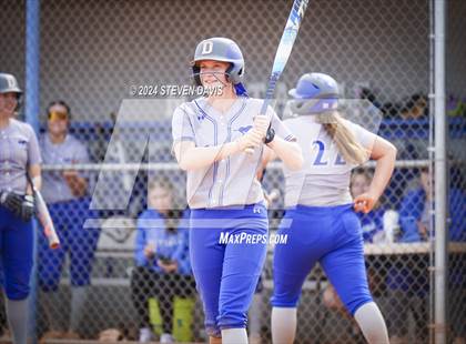 Thumbnail 1 in Dobson vs Sahuaro photogallery.