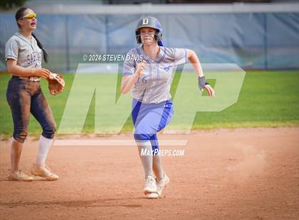 Thumbnail 1 in Dobson vs Sahuaro photogallery.