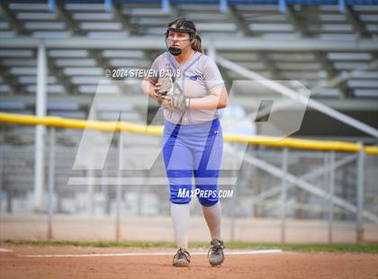 Thumbnail 2 in Dobson vs Sahuaro photogallery.
