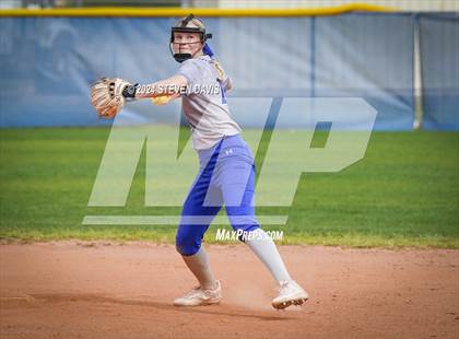 Thumbnail 1 in Dobson vs Sahuaro photogallery.