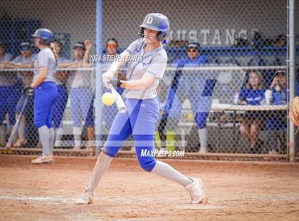 Thumbnail 3 in Dobson vs Sahuaro photogallery.