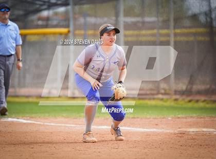 Thumbnail 2 in Dobson vs Sahuaro photogallery.