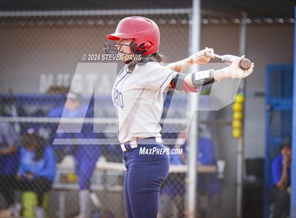 Thumbnail 2 in Dobson vs Sahuaro photogallery.