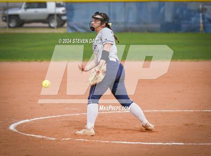 Thumbnail 2 in Dobson vs Sahuaro photogallery.