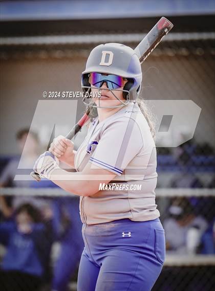Thumbnail 3 in Dobson vs Sahuaro photogallery.