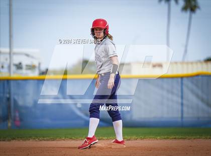 Thumbnail 1 in Dobson vs Sahuaro photogallery.