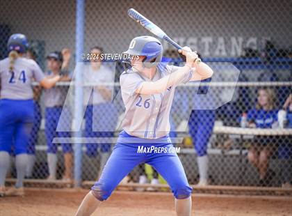 Thumbnail 2 in Dobson vs Sahuaro photogallery.