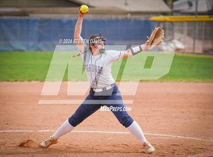 Thumbnail 1 in Dobson vs Sahuaro photogallery.