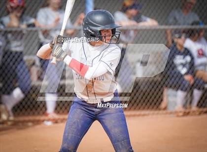 Thumbnail 2 in Dobson vs Sahuaro photogallery.