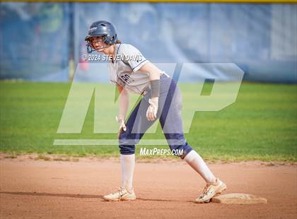 Thumbnail 1 in Dobson vs Sahuaro photogallery.