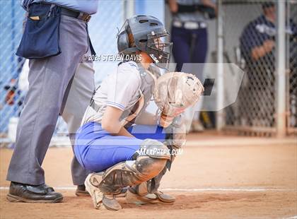 Thumbnail 2 in Dobson vs Sahuaro photogallery.