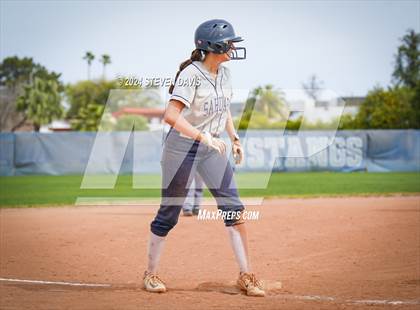 Thumbnail 1 in Dobson vs Sahuaro photogallery.