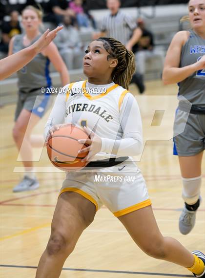 Thumbnail 2 in Westview vs. Riverdale Baptist (Nike Tournament of Champions - Final) photogallery.