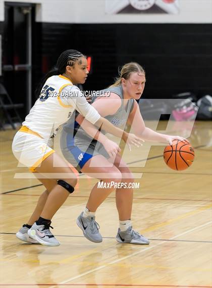 Thumbnail 2 in Westview vs. Riverdale Baptist (Nike Tournament of Champions - Final) photogallery.