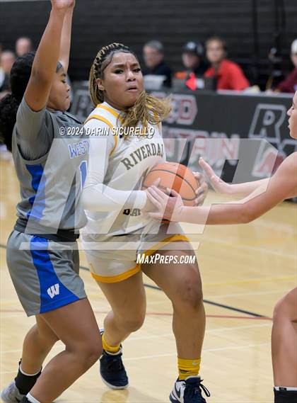 Thumbnail 3 in Westview vs. Riverdale Baptist (Nike Tournament of Champions - Final) photogallery.