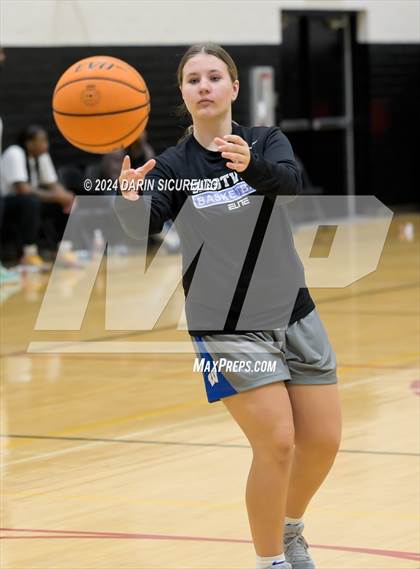 Thumbnail 1 in Westview vs. Riverdale Baptist (Nike Tournament of Champions - Final) photogallery.