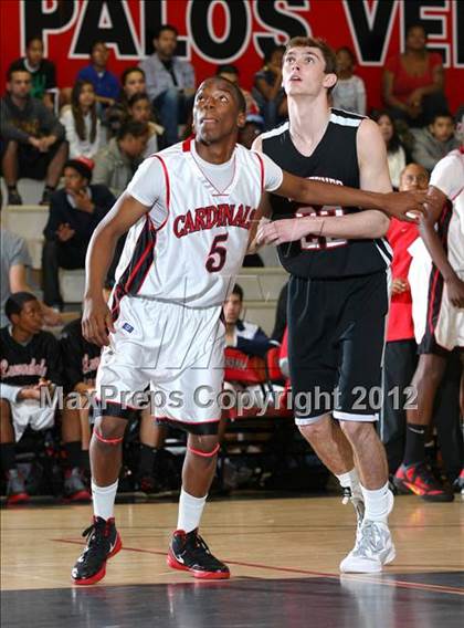 Thumbnail 1 in Lawndale vs. Harvard-Westlake (Hilltop Classic) photogallery.