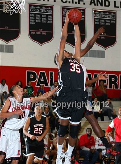 Thumbnail 1 in Lawndale vs. Harvard-Westlake (Hilltop Classic) photogallery.