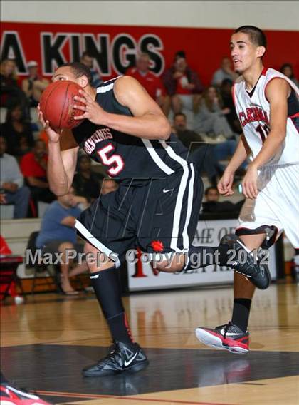Thumbnail 1 in Lawndale vs. Harvard-Westlake (Hilltop Classic) photogallery.