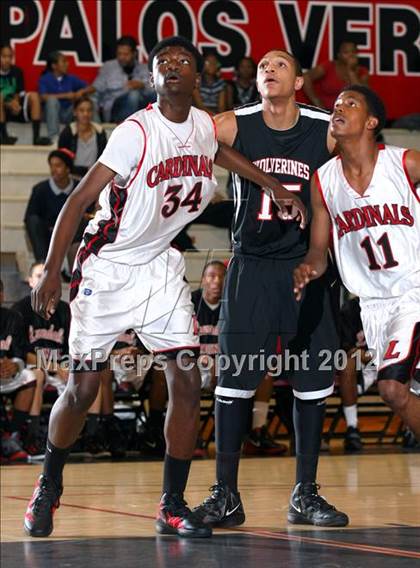 Thumbnail 3 in Lawndale vs. Harvard-Westlake (Hilltop Classic) photogallery.