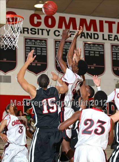 Thumbnail 3 in Lawndale vs. Harvard-Westlake (Hilltop Classic) photogallery.