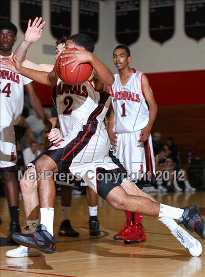 Thumbnail 3 in Lawndale vs. Harvard-Westlake (Hilltop Classic) photogallery.