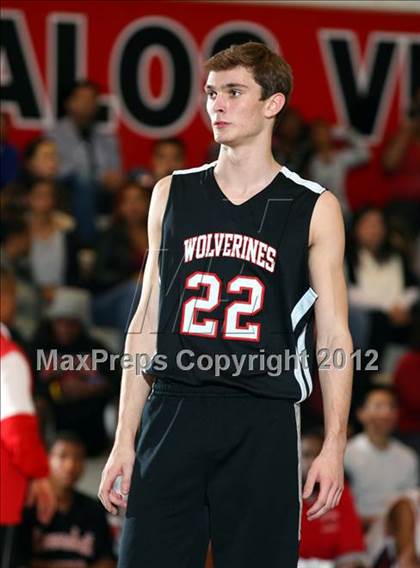 Thumbnail 2 in Lawndale vs. Harvard-Westlake (Hilltop Classic) photogallery.