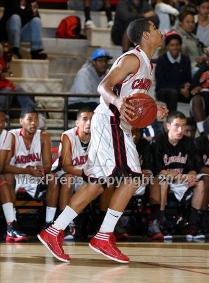 Thumbnail 2 in Lawndale vs. Harvard-Westlake (Hilltop Classic) photogallery.