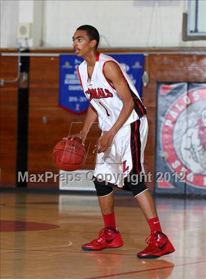 Thumbnail 3 in Lawndale vs. Harvard-Westlake (Hilltop Classic) photogallery.