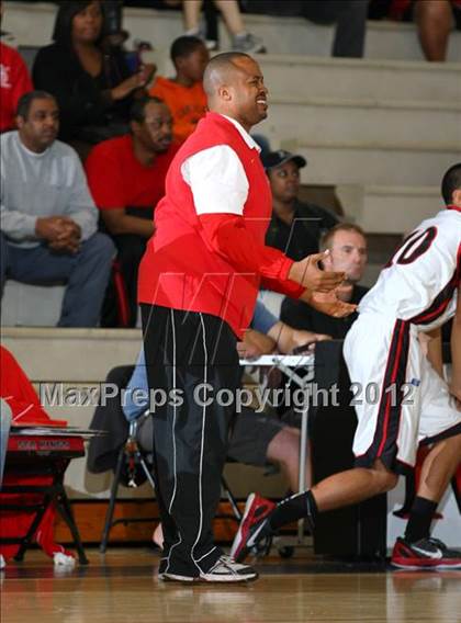 Thumbnail 3 in Lawndale vs. Harvard-Westlake (Hilltop Classic) photogallery.