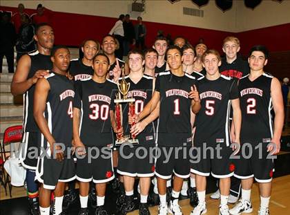 Thumbnail 3 in Lawndale vs. Harvard-Westlake (Hilltop Classic) photogallery.