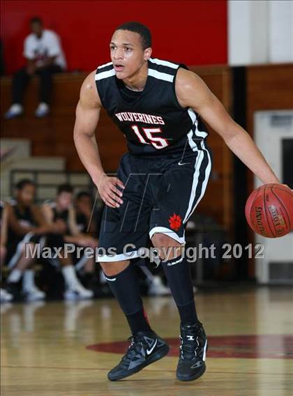 Thumbnail 1 in Lawndale vs. Harvard-Westlake (Hilltop Classic) photogallery.