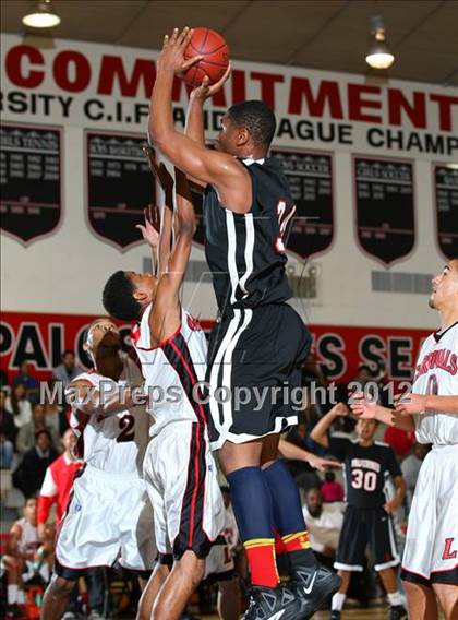 Thumbnail 1 in Lawndale vs. Harvard-Westlake (Hilltop Classic) photogallery.