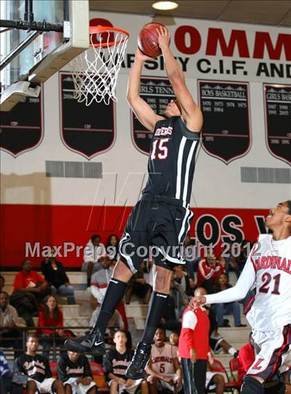 Thumbnail 2 in Lawndale vs. Harvard-Westlake (Hilltop Classic) photogallery.