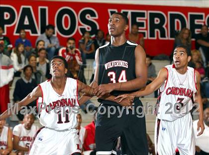 Thumbnail 2 in Lawndale vs. Harvard-Westlake (Hilltop Classic) photogallery.