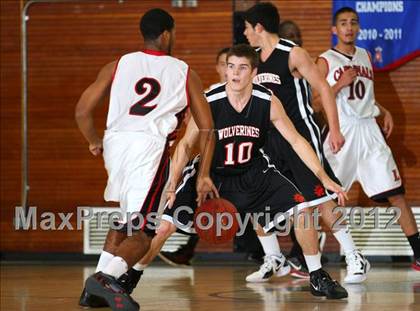 Thumbnail 2 in Lawndale vs. Harvard-Westlake (Hilltop Classic) photogallery.