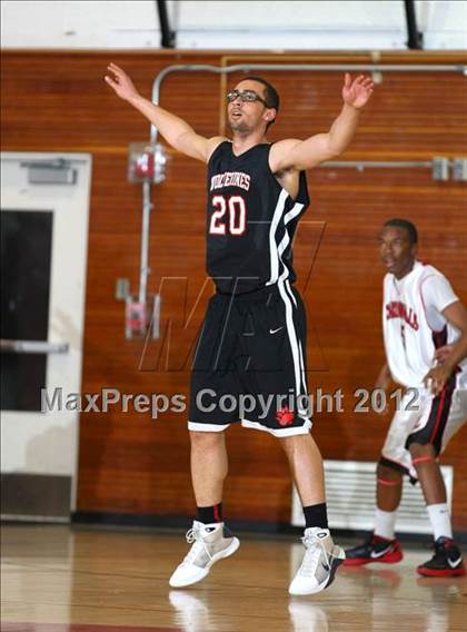 Thumbnail 1 in Lawndale vs. Harvard-Westlake (Hilltop Classic) photogallery.