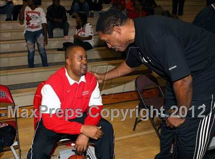 Thumbnail 2 in Lawndale vs. Harvard-Westlake (Hilltop Classic) photogallery.