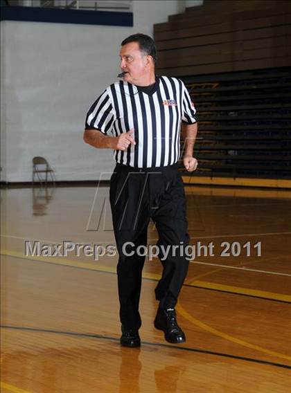 Thumbnail 2 in Benton vs Eldorado( Marion Lady Wildcat Invitational) photogallery.
