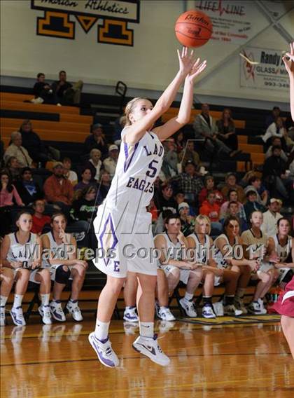 Thumbnail 2 in Benton vs Eldorado( Marion Lady Wildcat Invitational) photogallery.