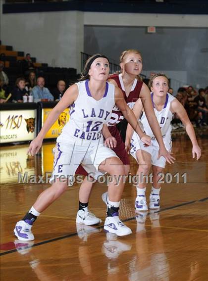 Thumbnail 3 in Benton vs Eldorado( Marion Lady Wildcat Invitational) photogallery.