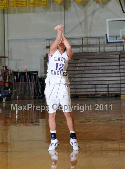 Thumbnail 3 in Benton vs Eldorado( Marion Lady Wildcat Invitational) photogallery.