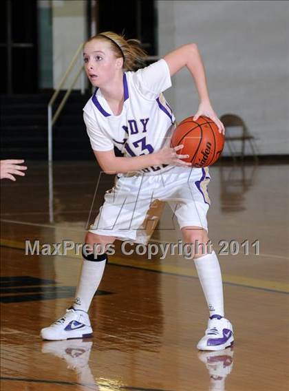 Thumbnail 2 in Benton vs Eldorado( Marion Lady Wildcat Invitational) photogallery.