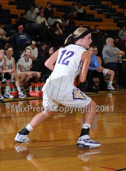 Thumbnail 3 in Benton vs Eldorado( Marion Lady Wildcat Invitational) photogallery.