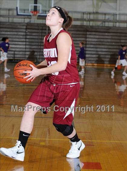 Thumbnail 1 in Benton vs Eldorado( Marion Lady Wildcat Invitational) photogallery.