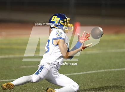 Thumbnail 2 in El Toro @ Tustin photogallery.