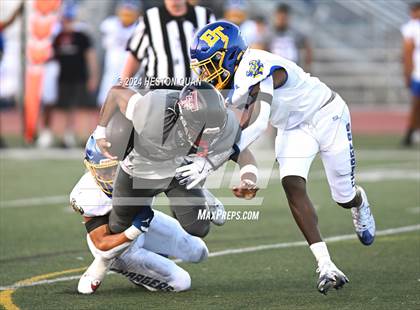 Thumbnail 2 in El Toro @ Tustin photogallery.