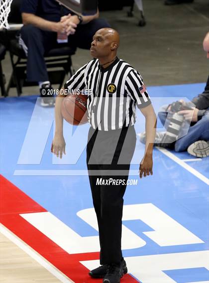 Thumbnail 2 in Sierra Canyon @ Sheldon (CIF State Open Final) photogallery.